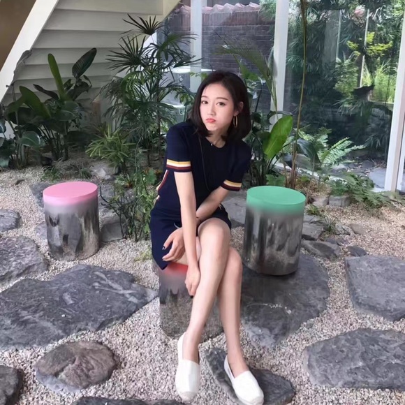 Knitted Top and Skirt Set - Picture 2 of 4